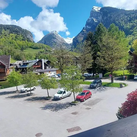 T2 Au Centre De Avec Balcon, Parking Et Acces Navette Ski. - Fr-1-624-20