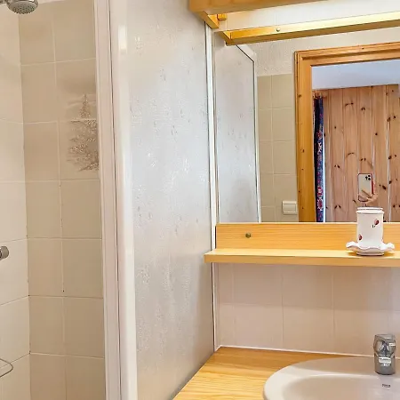 Apartment T2 Au Centre De Avec Balcon, Parking Et Acces Navette Ski. - Fr-1-624-20 *